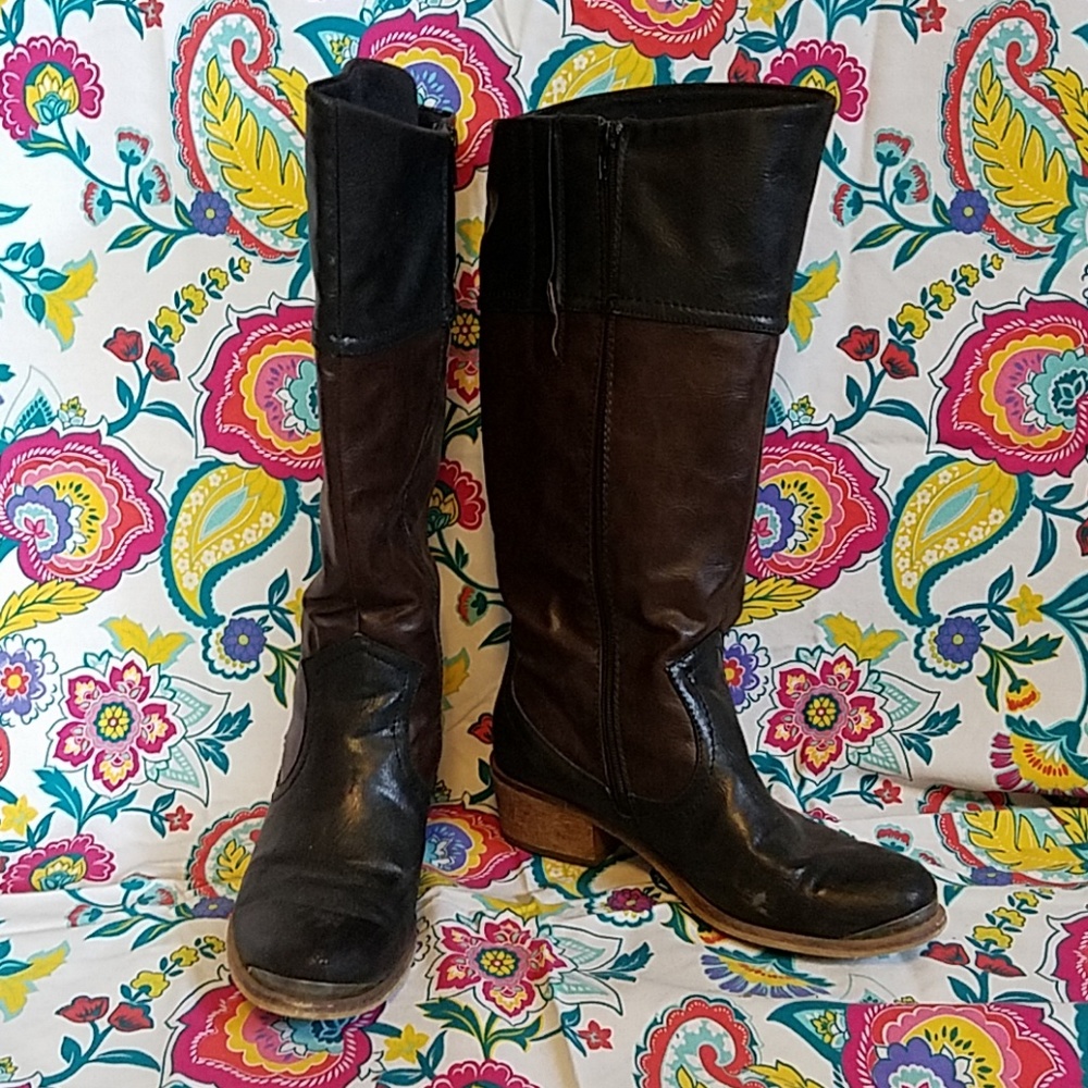 Riding boots